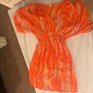 Tropical blouse. No tears, no stains